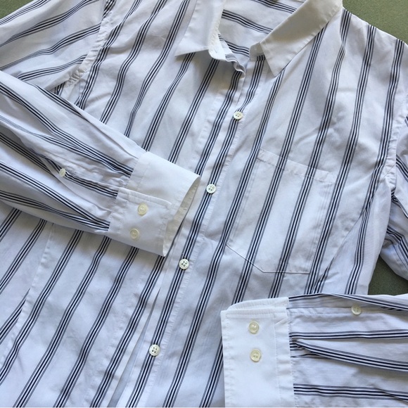 Theory - Classic White & Black Striped Button Down Shirt (Sm) - Picture 4 of 8
